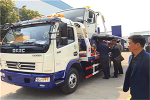 淮阳汽车道路救援拖车价格